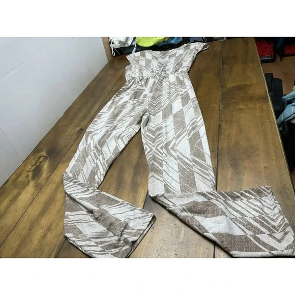 Corey Lynn Calter Cream and Brown Jumpsuit with Wide-Leg Design - Picture 13 of 16